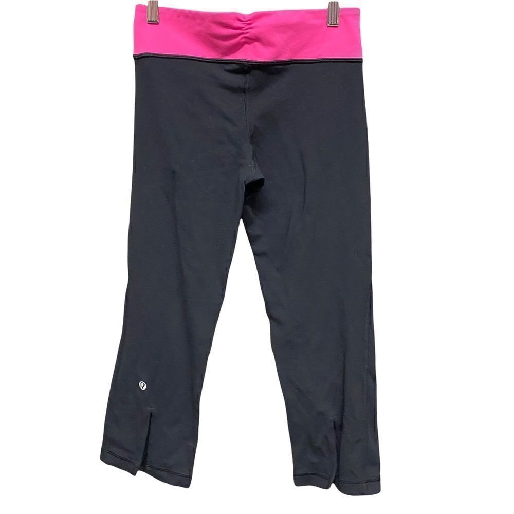 Lululemon cropped leggings black and pink no size tag - Picture 2 of 4